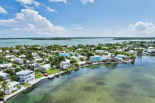 4 Shore Dr, Lower Sugarloaf Key, FL 33040 - Photo 1