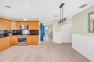 223 Treasure Harbor Dr, Plantation Key, FL 33036 - Photo 4