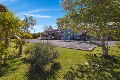 19980 Overseas Highway, Sugarloaf Key, FL 33042 - Photo 4