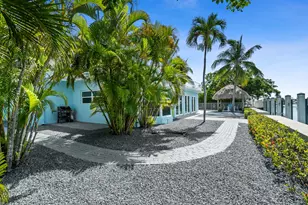 1100 S Indies Dr, Duck Key, FL 33050 - Photo 46