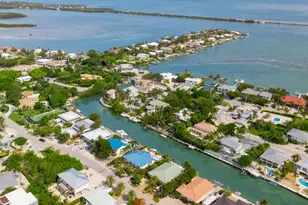 1100 S Indies Dr, Duck Key, FL 33050 - Photo 52