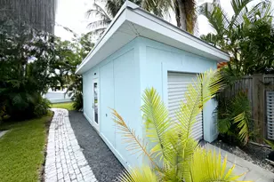 1100 S Indies Dr, Duck Key, FL 33050 - Photo 44