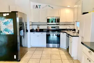 818 S Emerald Dr, Key Largo, FL 33037 - Photo 4
