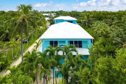 191 Carroll Street, Upper Matecumbe Key Islamorada, FL 33036 - Photo 2