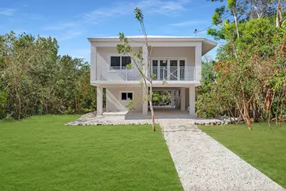 14 Tarpon Avenue, Key Largo, FL 33037 - Photo 1