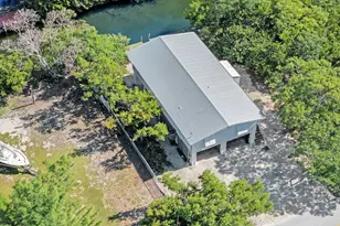 3943 Venna Rd, Big Pine Key, FL 33043 - Photo 2