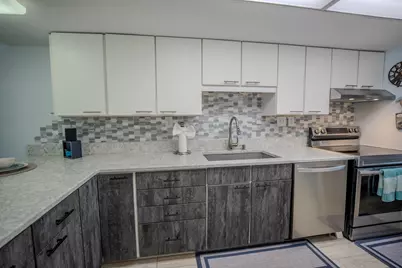 201 E Ocean Drive #311, Key Colony Beach, FL 33051 - Photo 10