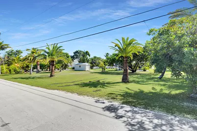 1481 Sugarloaf Boulevard, Sugarloaf Key, FL 33042 - Photo 50