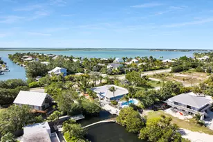1481 Sugarloaf Blvd, Sugarloaf Key, FL 33042 - Photo 52