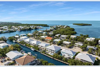 207 E Bruce Court, Marathon, FL 33050 - Photo 10