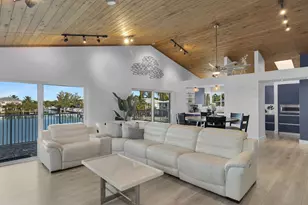 123 W Bruce Ct, Marathon, FL 33050 - Photo 2