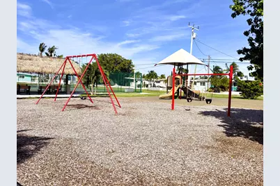 261 - 271 9th Street, Key Colony Beach, FL 33051 - Photo 54