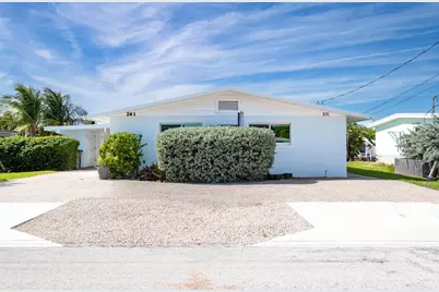 261 - 271 9th Street, Key Colony Beach, FL 33051 - Photo 32