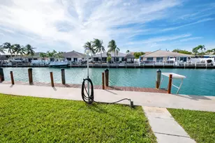 261 - 271 9th St, Key Colony Beach, FL 33051 - Photo 26