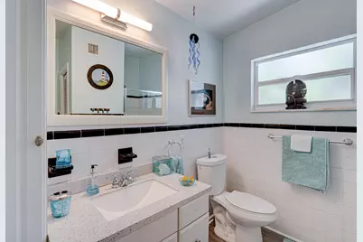 130 Plantation Avenue #Upper, Plantation Key, FL 33070 - Photo 14