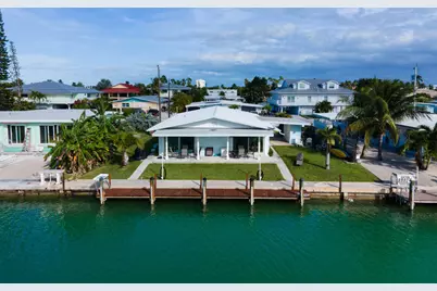 271 9th Street, Key Colony Beach, FL 33051 - Photo 1