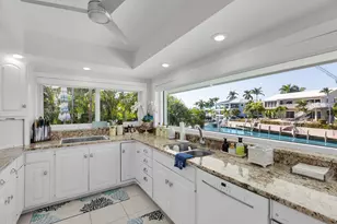 344 E Seaview Dr, Duck Key, FL 33050 - Photo 10
