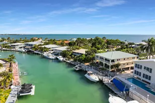 340 E Seaview Dr, Duck Key, FL 33050 - Photo 34