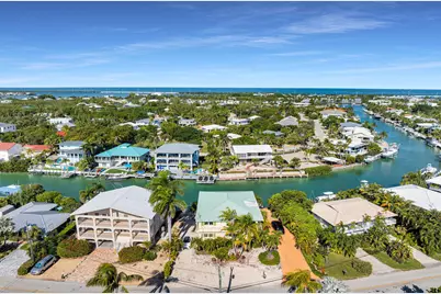 340 E Seaview Drive, Duck Key, FL 33050 - Photo 32