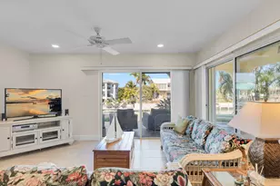 340 E Seaview Dr, Duck Key, FL 33050 - Photo 10