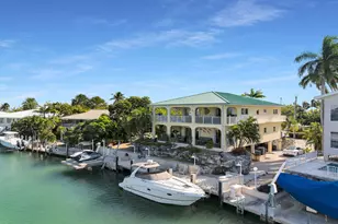 340 E Seaview Dr, Duck Key, FL 33050 - Photo 2