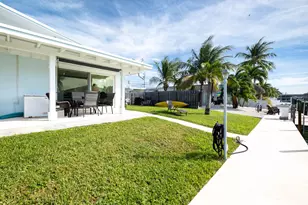 261 9th St, Key Colony Beach, FL 33051 - Photo 28