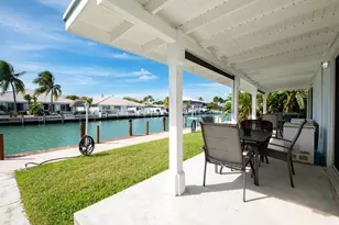 261 9th St, Key Colony Beach, FL 33051 - Photo 14