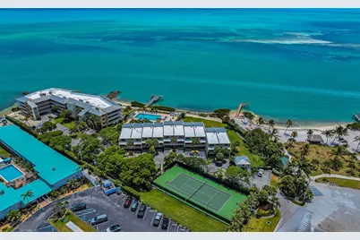 1133 W Ocean Drive #6, Key Colony, FL 33051 - Photo 12
