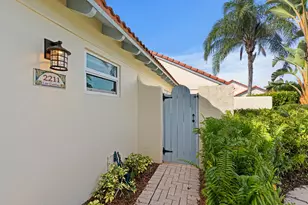 2211 Las Casitas Dr, Wellington, FL 00000 - Photo 18