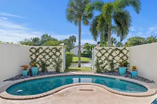 2211 Las Casitas Dr, Wellington, FL 00000 - Photo 12