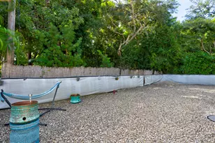 137 Pacific Ave, Key Largo, FL 33070 - Photo 38