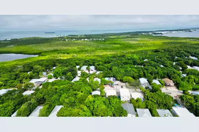 137 Pacific Avenue, Key Largo, FL 33070 - Photo 26