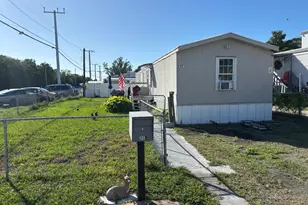 25D 10th Ave, Stock Island, FL 33040 - Photo 16