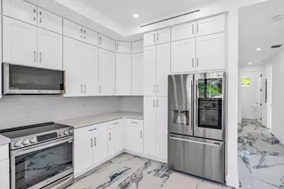 84 Coral Way #-=, Key Largo, FL 33037 - Photo 10