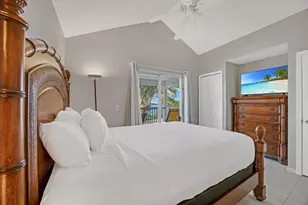 5081 Sunset Village Dr, Duck Key, FL 33050 - Photo 26