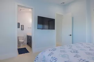 241 12th St, Key Colony, FL 33051 - Photo 24