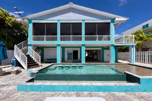 556 E Caribbean Dr, Summerland Key, FL 33042 - Photo 2