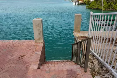 226 Corsair Road, Duck Key, FL 33050 - Photo 32