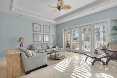 821 W Ocean Drive #3, Key Colony, FL 33051 - Photo 6
