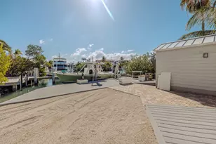 439 Palm Dr Dr, Lower Matecumbe, FL 33036 - Photo 40