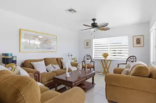 71 Coral Dr, Key Largo, FL 33037 - Photo 14
