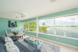 205 S Point Dr, Sugarloaf Key, FL 33042 - Photo 4