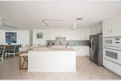 205 S Point Drive, Sugarloaf Key, FL 33042 - Photo 16