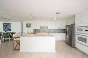 205 S Point Dr, Sugarloaf Key, FL 33042 - Photo 16