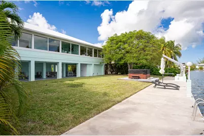 205 S Point Drive, Sugarloaf Key, FL 33042 - Photo 48