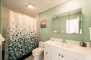 205 S Point Dr, Sugarloaf Key, FL 33042 - Photo 32