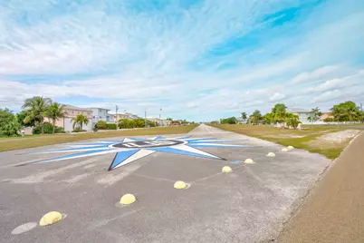 195 W Shore Drive, Summerland Key, FL 33042 - Photo 4