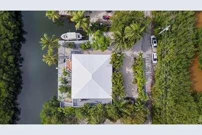 19881 Date Palm Drive, Sugarloaf Key, FL 33042 - Photo 58