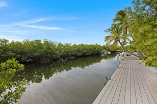 19881 Date Palm Dr, Sugarloaf Key, FL 33042 - Photo 54