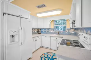 200 Harborview Dr, Key Largo, FL 33070 - Photo 10